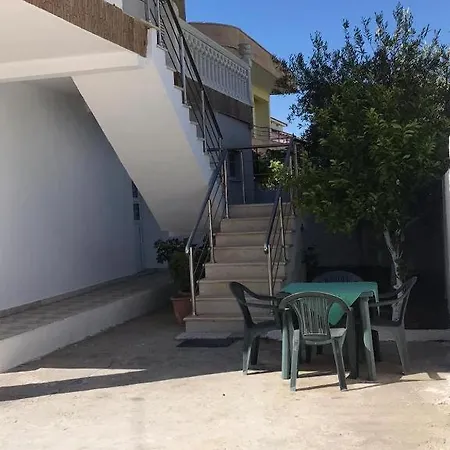 Colombo 3*